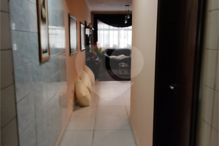 Sobrado à venda com 3 quartos, sendo 1 suíte, em Vila Nova Cachoeirinha, São Paulo, SP