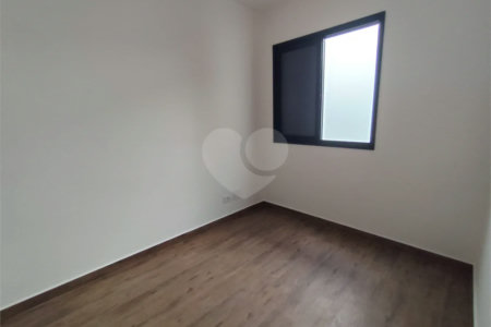 Sobrado à venda com 3 quartos, sendo 1 suíte, em Santa Teresinha, São Paulo, SP