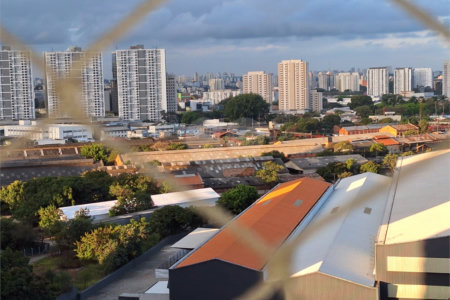 Apartamento à venda com 3 suítes em Vila Anastácio, São Paulo, SP