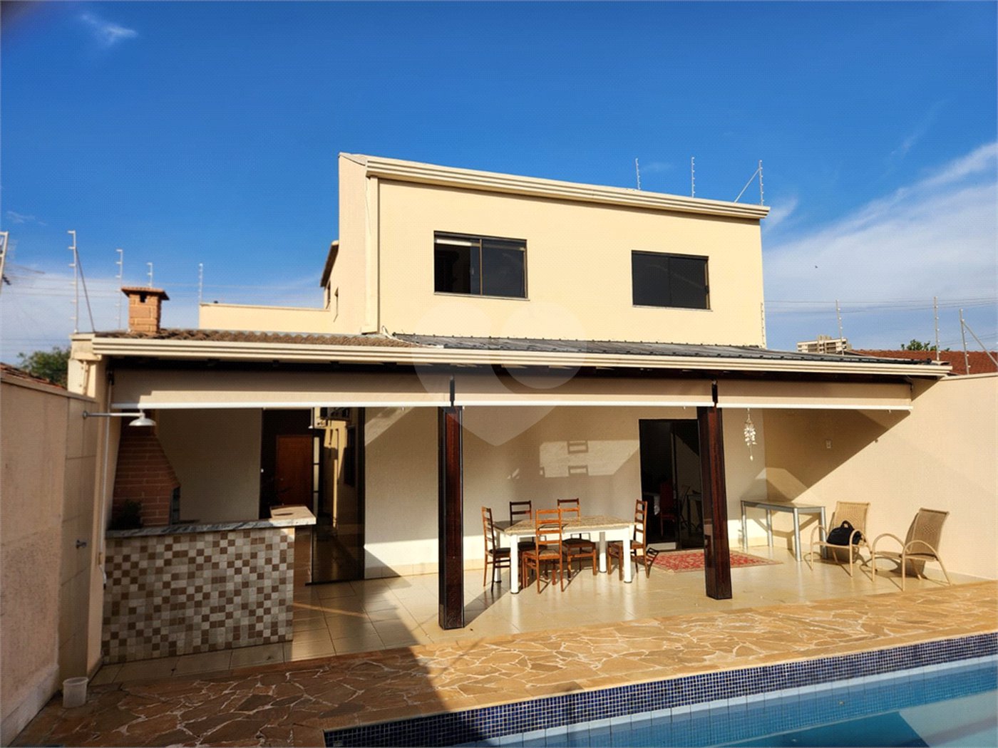 Casa à venda ou para alugar com 3 quartos, sendo 1 suíte, em Jardim Primavera, Araraquara, SP