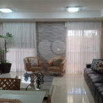 Casa à venda com 3 suítes no condomínio Villa das Flores, Mogi das Cruzes - SP