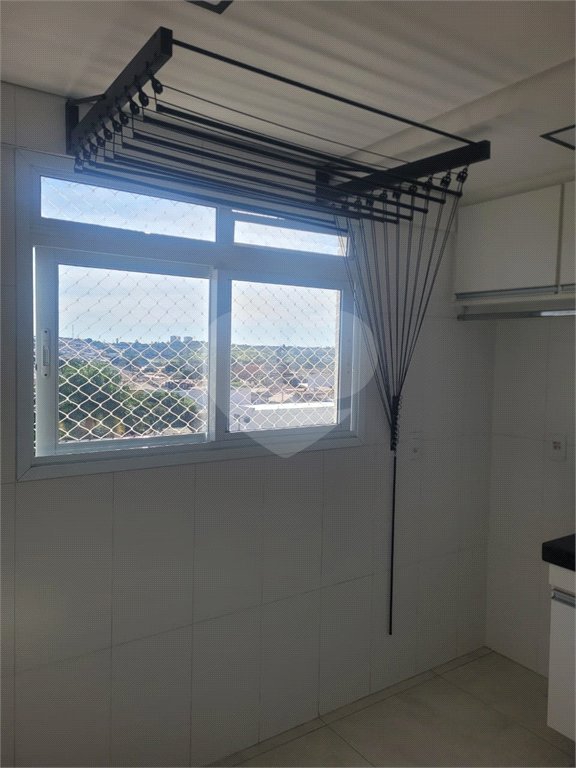 Apartamento à venda com 2 quartos, sendo 1 suíte, em Vila Teixeira, Salto, SP