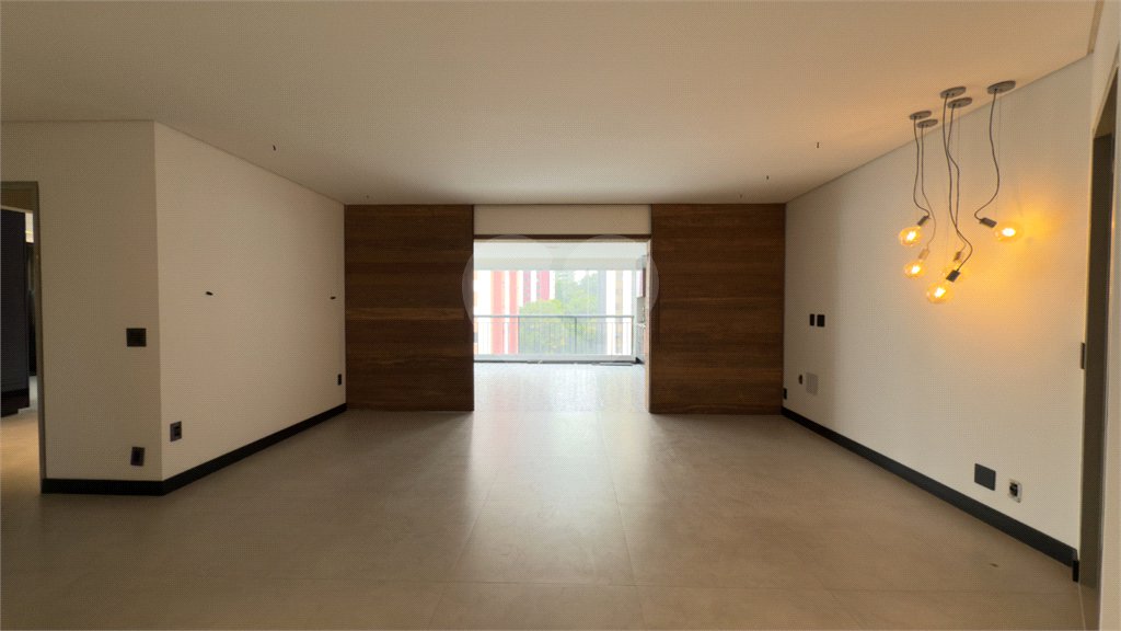 Apartamento à venda com 3 suítes em Vila Mascote, São Paulo, SP
