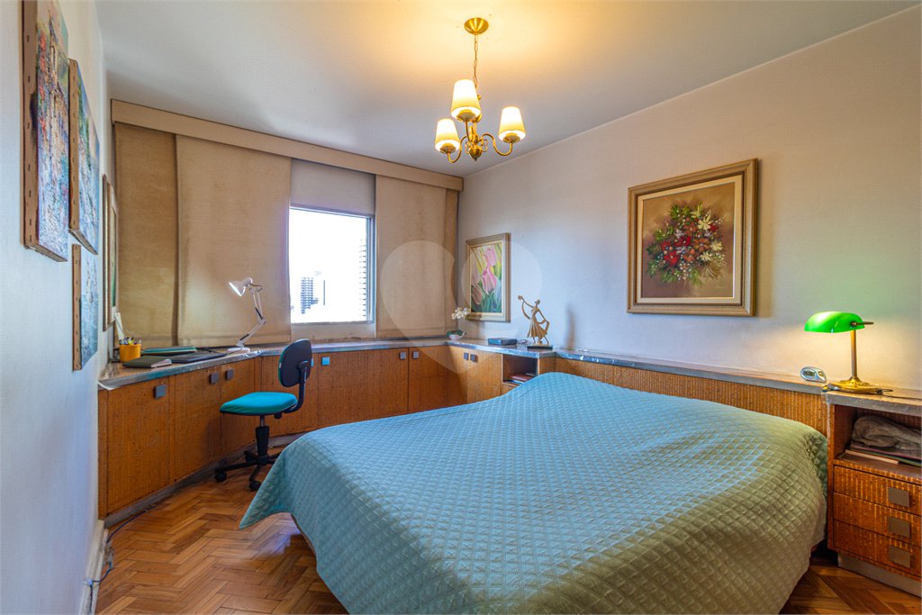 Apartamento à venda com 4 quartos, sendo 1 suíte,  em Brooklin, São Paulo, SP