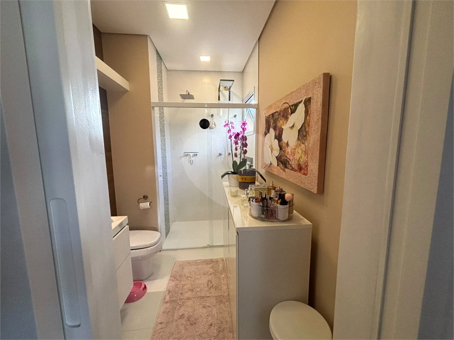Casa à venda com 3 suítes no condomínio Residencial Chácara Ondina, Sorocaba - SP