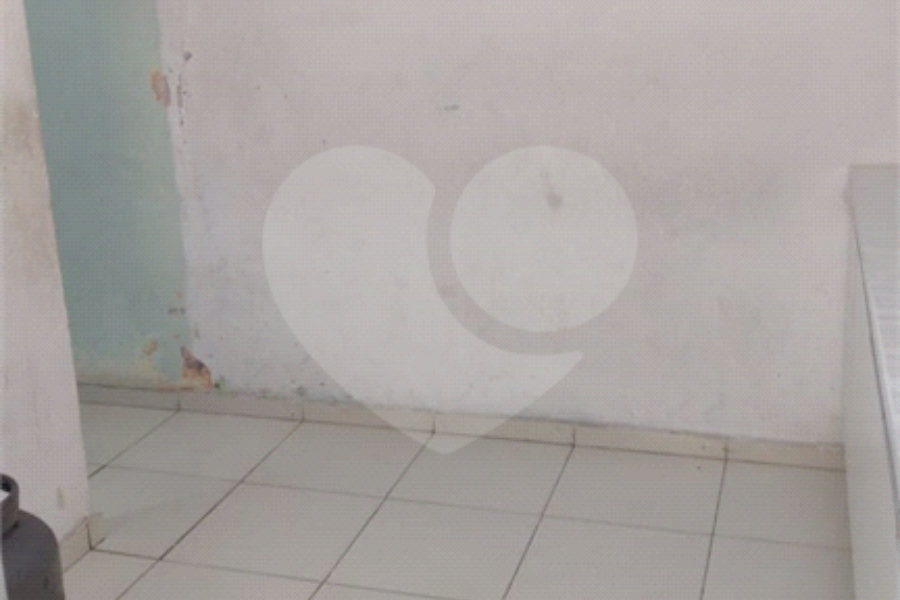 Sobrado à venda com 2 quartos em Cidade Tiradentes, São Paulo, SP