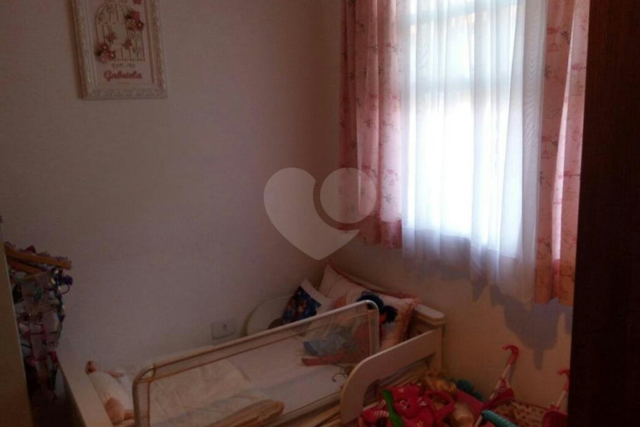 Sobrado à venda com 3 quartos, sendo 1 suíte, em Horto Florestal, São Paulo, SP