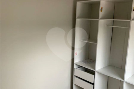 Apartamento à venda com 2 quartos, sendo 1 suíte, em Ferreira, São Paulo, SP