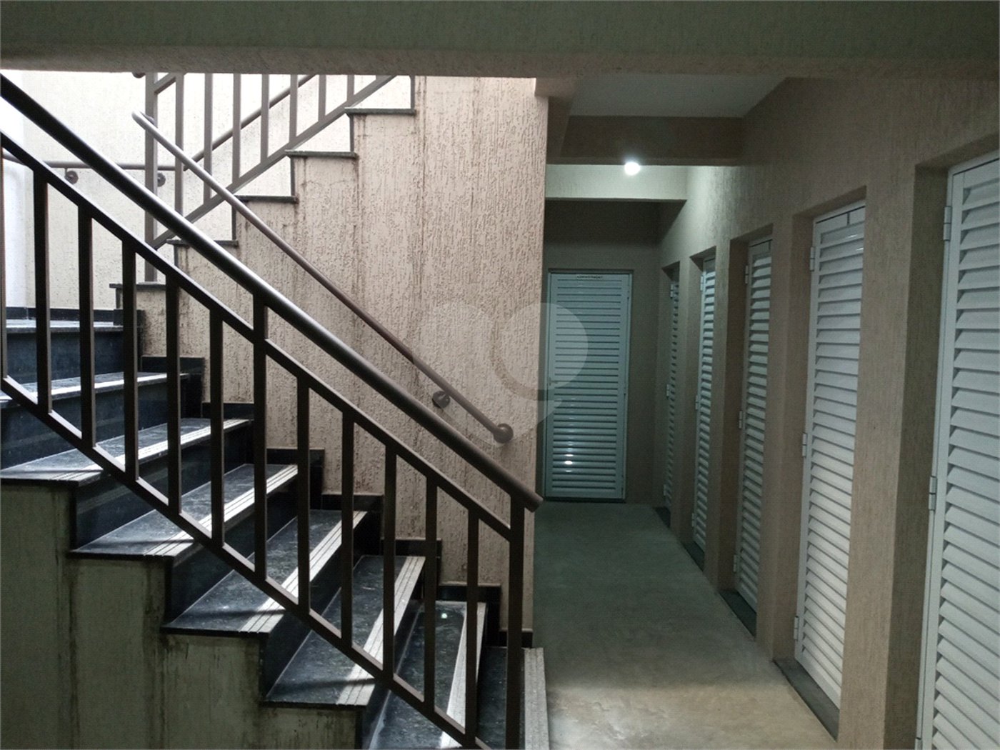 Casa à venda com 2 suítes no condomínio martinha, São Paulo - SP