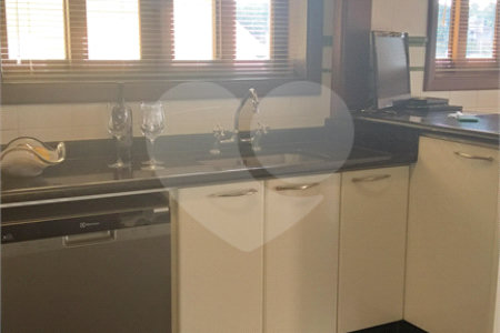 Casa à venda com 5 quartos, sendo 2 suítes, no condomínio Vinhas da Vista Alegre - Lado Sede, Vinhedo - SP