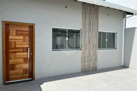 Casa à venda com 3 quartos, sendo 2 suítes, em Nova Cerejeira, Atibaia, SP