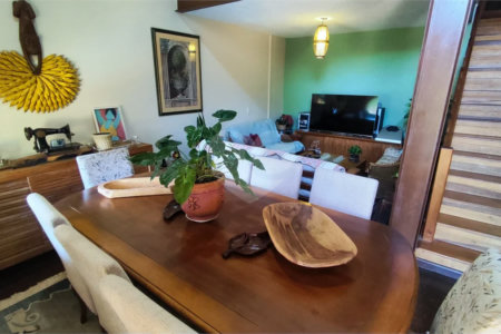 Casa á venda em condominio em Caieiras SP