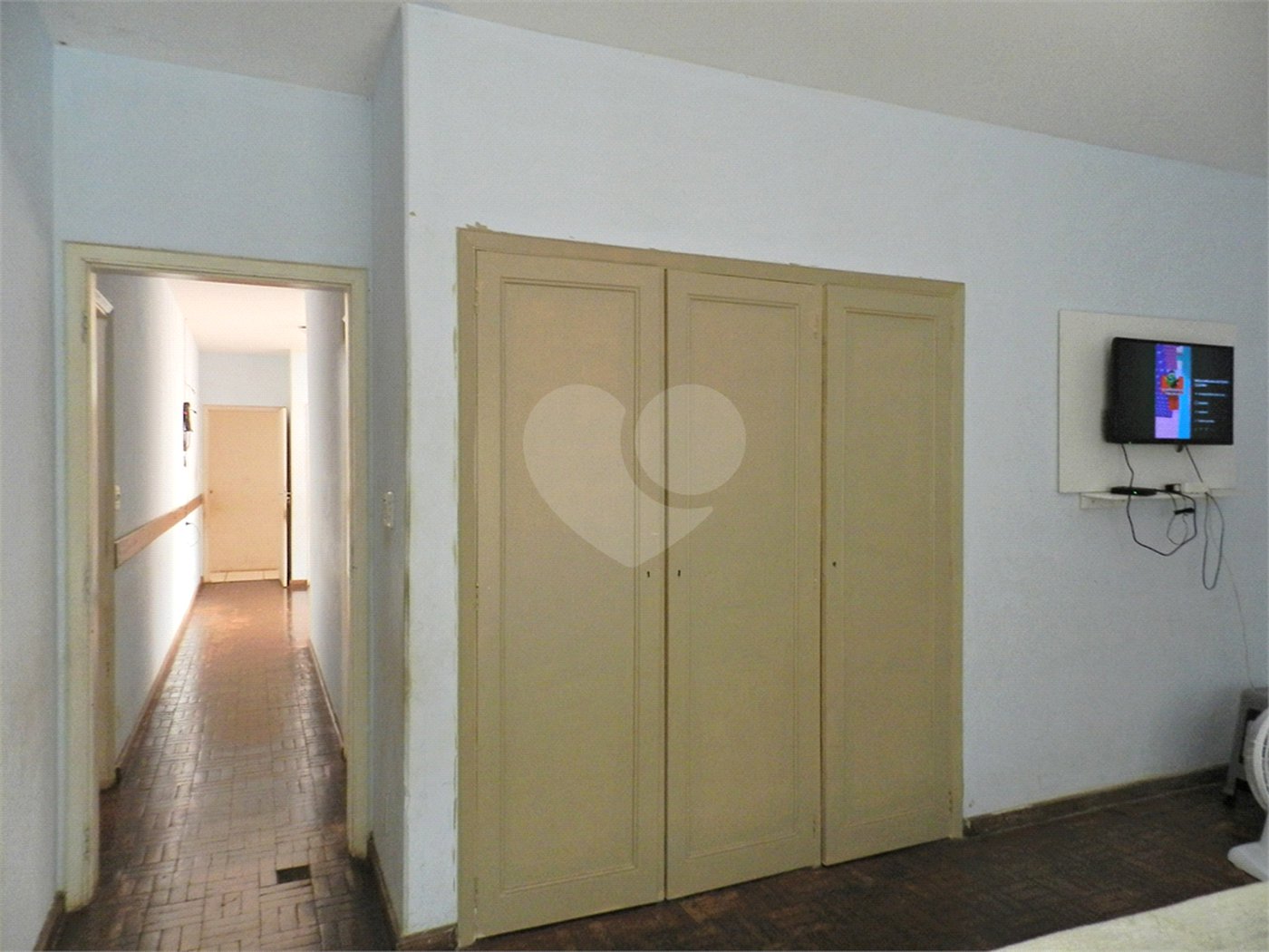 Casa à venda com 3 quartos, sendo 1 suíte,  em Jardim Sumaré, Ribeirão Preto, SP