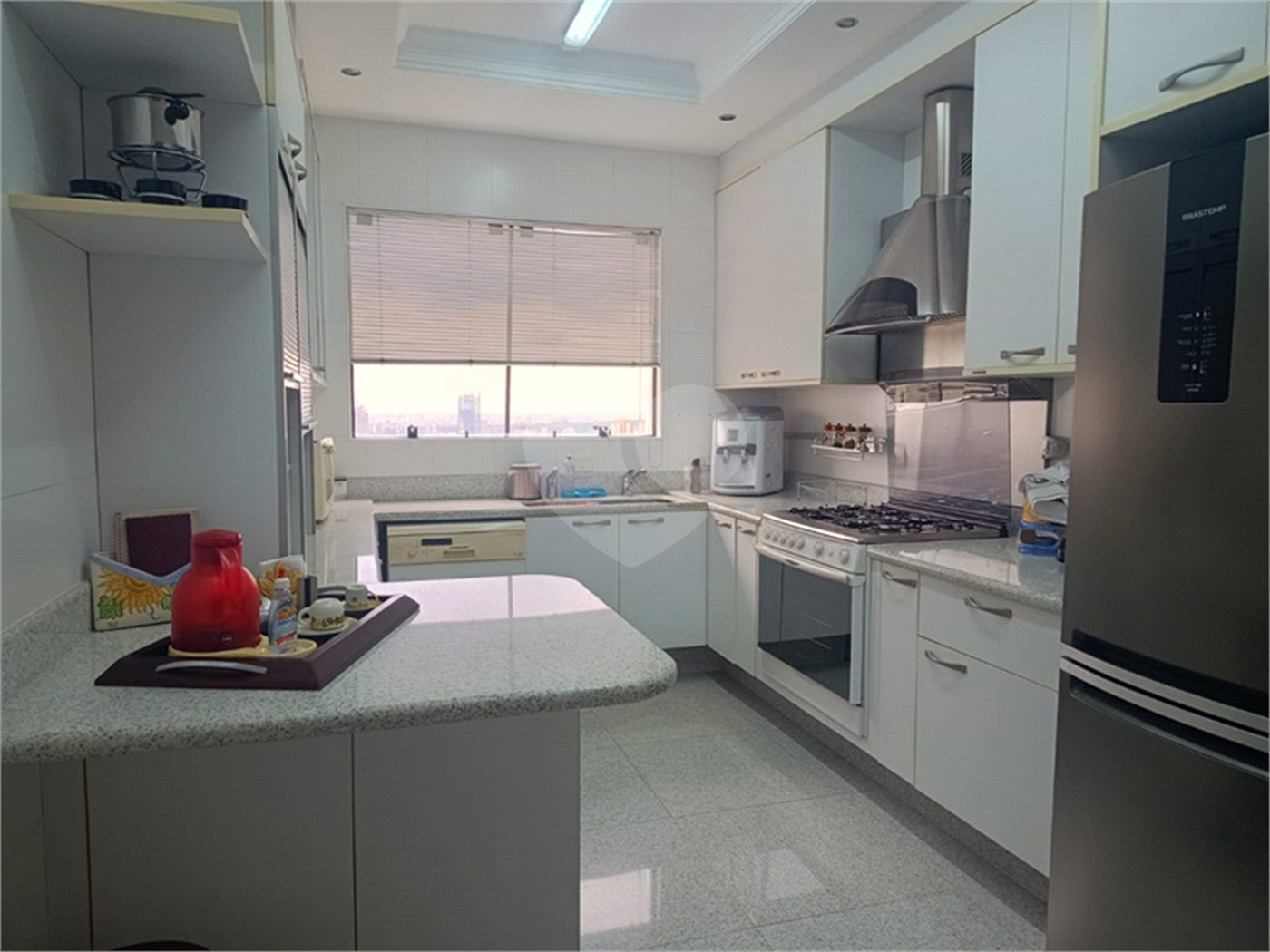 Apartamento à venda com 4 suítes em Vila Suzana, São Paulo, SP