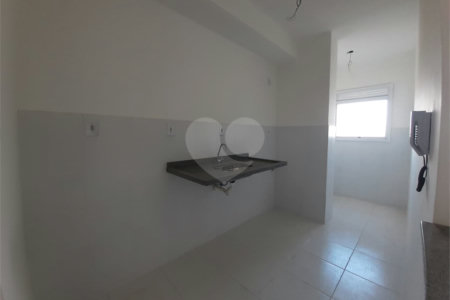 Apartamento à venda com 2 quartos, sendo 1 suíte, em Chácaras Reunidas São Jorge, Sorocaba, SP