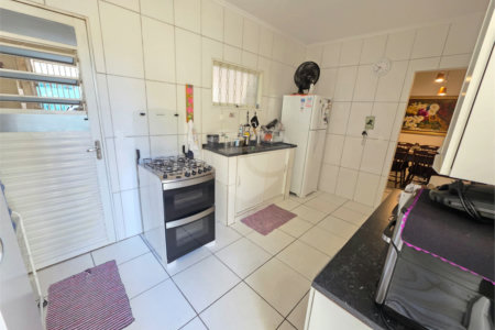 Casa à venda com 6 quartos, sendo 2 suítes, em Conjunto Residencial Butantã, São Paulo, SP