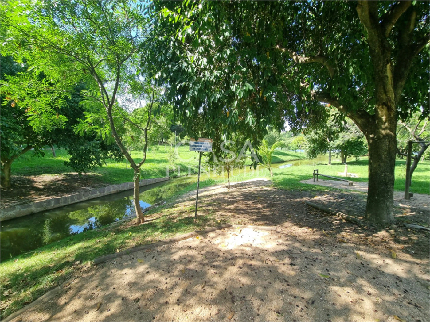 Casa em condomínio à venda com 3 quartos, sendo 1 suíte,  em Jardim Ibiti do Paço, Sorocaba, SP