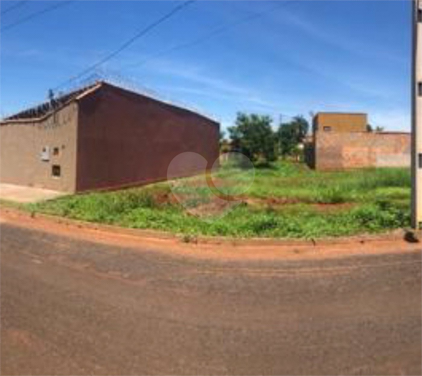 Terreno à venda no Centro, Planura, MG