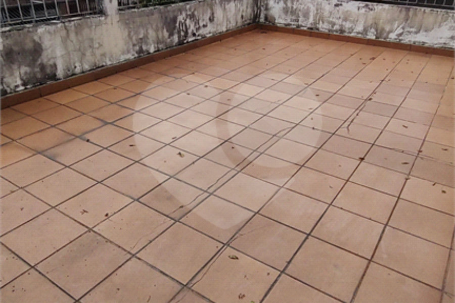 Sobrado à venda com 4 quartos em Parque São Domingos, São Paulo, SP