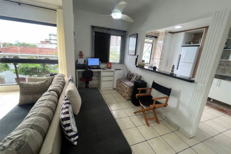 Apartamento com 2 dormitórios à venda, 64 m² por R$ 360.000,00 - Jardim Praiano - Guarujá/SP