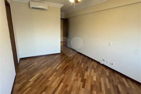 Cobertura à venda ou para alugar com 5 quartos, sendo 4 suítes, em Santo Amaro, São Paulo, SP