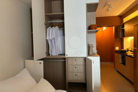 Apartamento à venda ou para alugar com 1 suíte em Pinheiros, São Paulo, SP