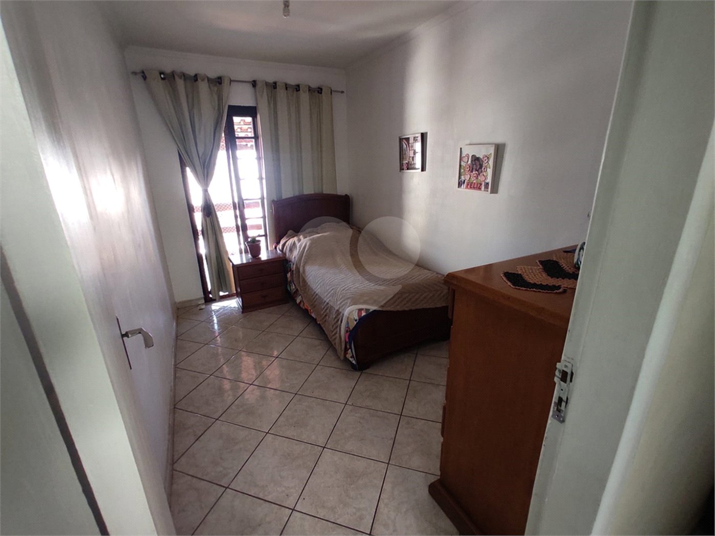 Casa à venda com 3 quartos, sendo 1 suíte,  em Jardim Santa Cecília, Guarulhos, SP