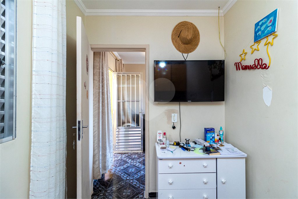 Casa à venda com 3 quartos, sendo 1 suíte, em Jardim Paris, São Paulo, SP