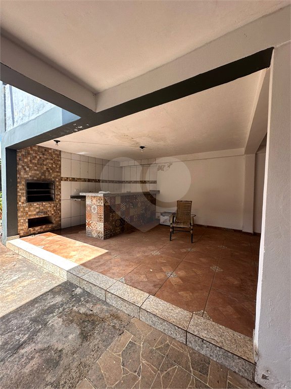 Sobrado à venda ou para alugar com 4 quartos, sendo 2 suítes, em Vila Lacíria, Ponta Porã, MS
