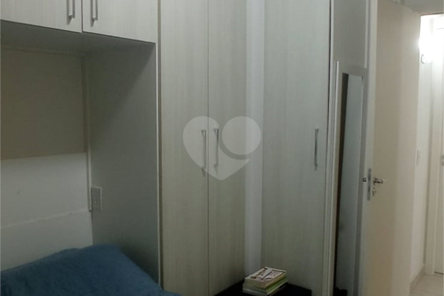 Casa à venda com 2 suítes no condomínio Residencial Pavoni I, São Paulo - SP