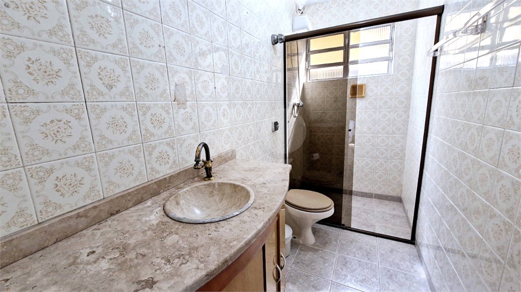 Sobrado à venda com 3 quartos, sendo 1 suíte, em Alto da Boa Vista, São Paulo, SP