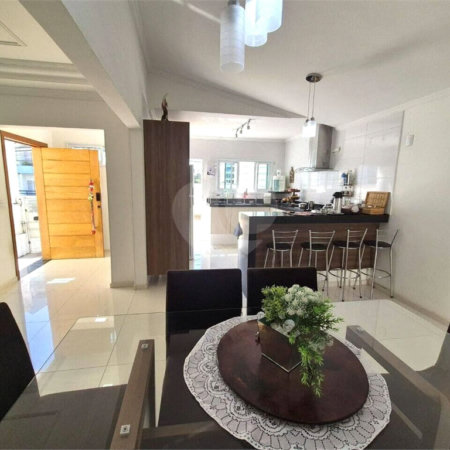 Casa à venda com 3 quartos, sendo 1 suíte,  em Vila Augusta, Sorocaba, SP
