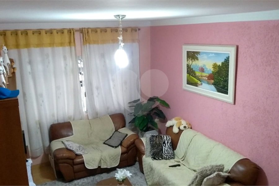 Sobrado à venda com 2 quartos em Tremembé, São Paulo, SP