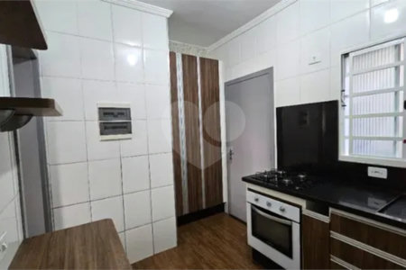 Casa à venda com 3 quartos, sendo 1 suíte, em Loteamento Residencial Vista Linda, São José dos Campos, SP