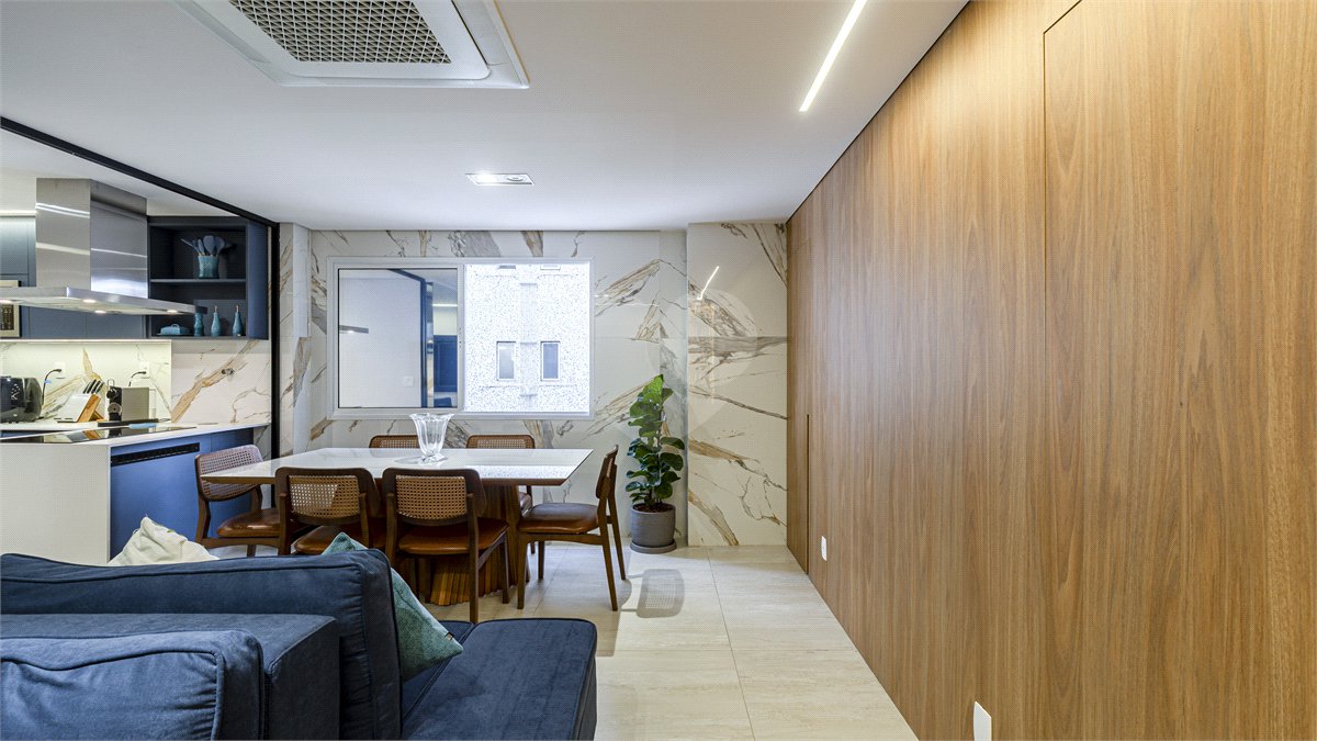 Apartamento à venda com 3 quartos, sendo 1 suíte, em Vila Uberabinha, São Paulo, SP