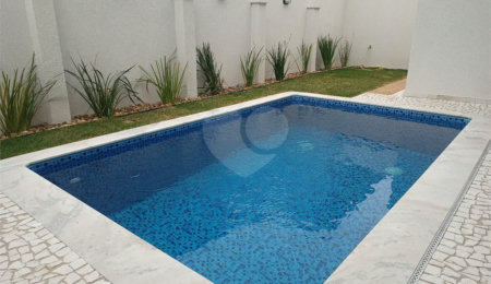 Casa à venda com 3 suítes no condomínio Real Park, Sumaré - SP