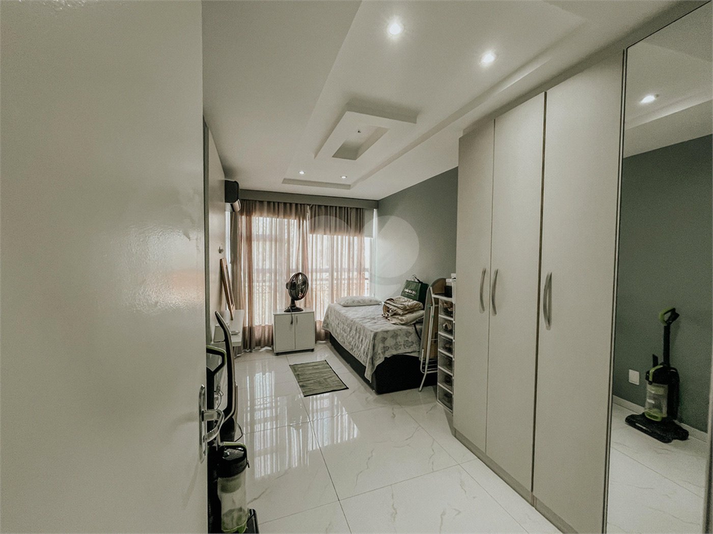 Apartamento à venda com 3 quartos, sendo 1 suíte, em Campo Grande, Rio de Janeiro, RJ