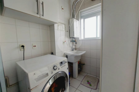 Apartamento à venda com 2 quartos, sendo 1 suíte, em Vila Anastácio, São Paulo, SP