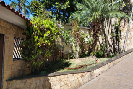 Sobrado à venda com 4 suítes em Jardim Leonor Mendes de Barros, São Paulo, SP