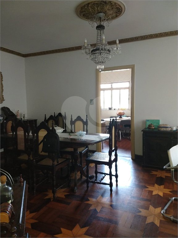 Sobrado à venda com 4 quartos em Sumaré, São Paulo, SP