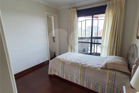 Apartamento à venda com 4 suítes em Vila Andrade, São Paulo, SP