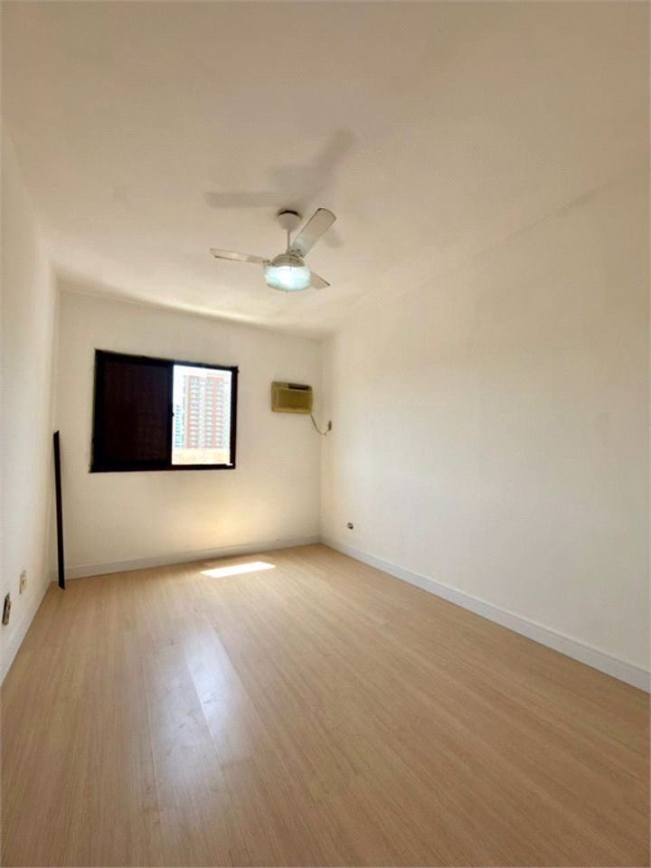 Apartamento Residencial à venda, Boqueirão, Praia Grande - AP1220.