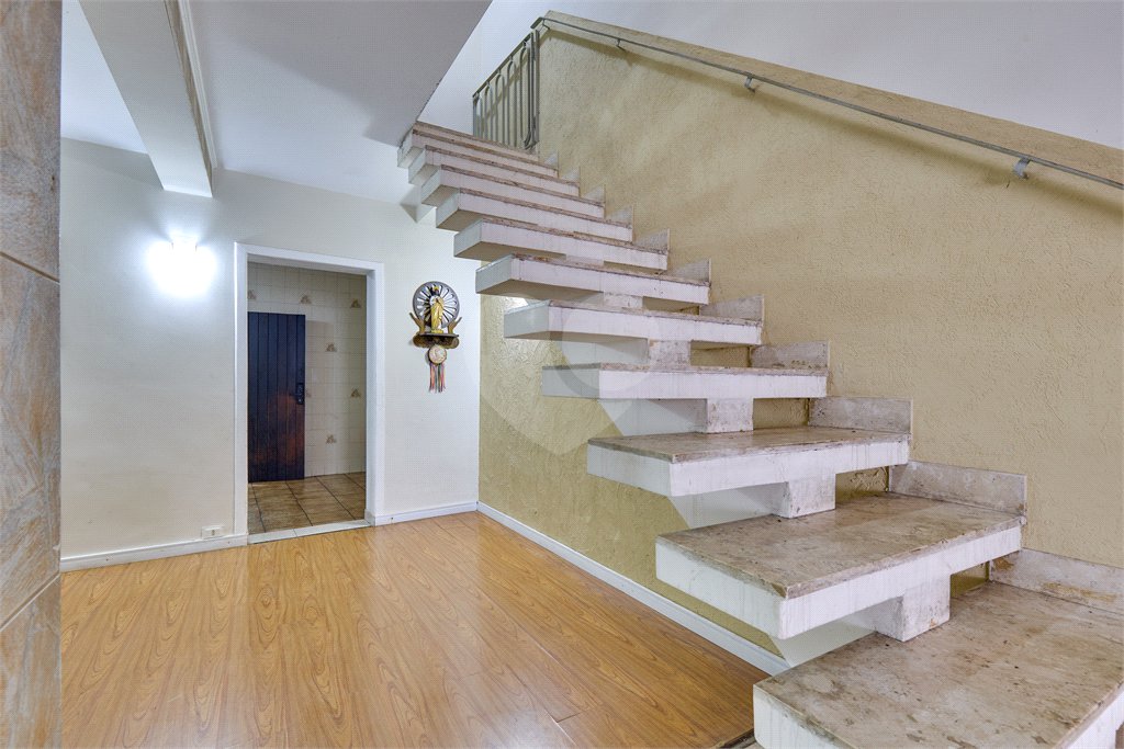 Casa à venda com 5 quartos, sendo 3 suítes, em Santo Amaro, São Paulo, SP