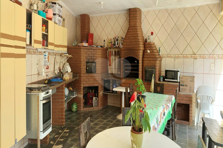 Casa à venda com 3 quartos, sendo 1 suíte, em Pirucaia, Mairiporã, SP