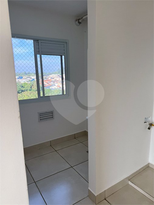 Apartamento para alugar com 3 quartos, sendo 1 suíte, em Vila Norma, Salto, SP