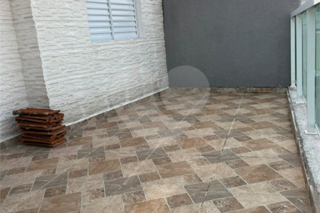 Sobrado à venda com 3 quartos em Vila Laís, São Paulo, SP