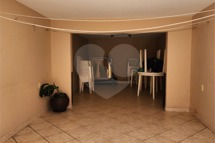 Sobrado à venda com 3 quartos, sendo 1 suíte, em Vila Constança, São Paulo, SP