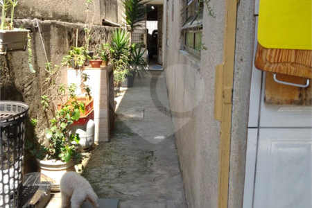 Sobrado à venda com 4 quartos, sendo 1 suíte, em Jardim Marisa, São Paulo, SP