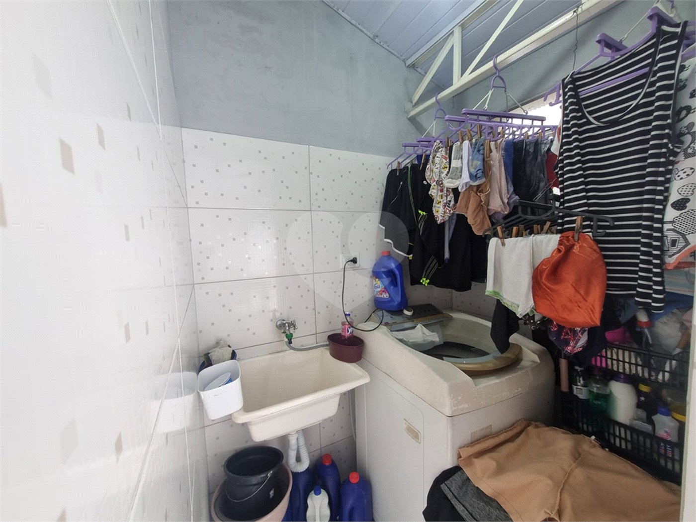 Casa à venda com 2 quartos, sendo 1 suíte,  em Aparecidinha, Sorocaba, SP