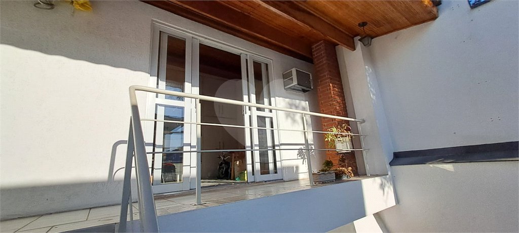 Sobrado à venda com 3 quartos, sendo 2 suítes, em Água Fria, São Paulo, SP